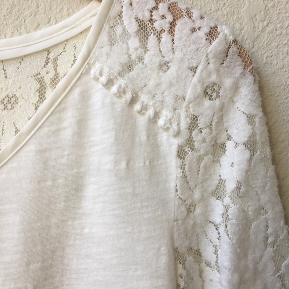 Anthropologie lace sleeve top - Picture 2 of 4